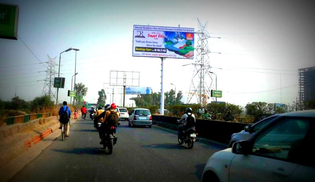 Kalindikunjrd Unipoles Advertising in Delhi – MeraHoardings