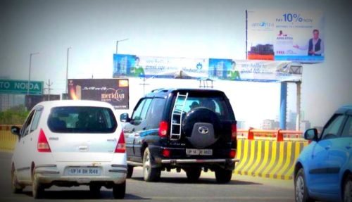 Beforehindonnoida Unipoles Advertising in Delhi – MeraHoardings