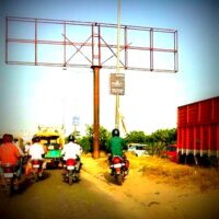 Chijarsi Unipoles Advertising in Delhi – MeraHoardings