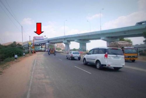Trafficsignboards Thiruparagundramstreet in Madurai – MeraHoarding