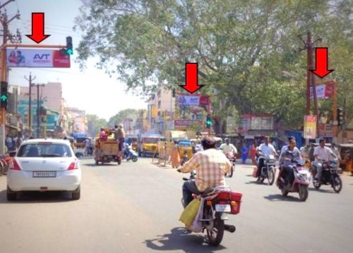 Trafficsignboards Vilakuthunjunction Advertis in Madurai – MeraHoarding
