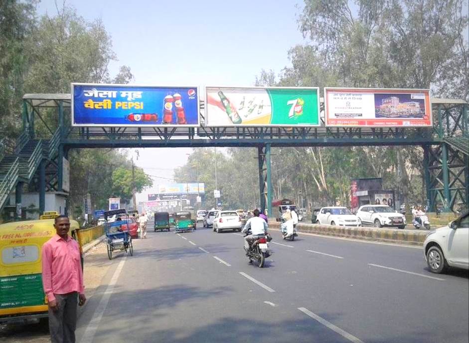 outdoor advertising services in Ghaziabad,airport advertising agency in Ghaziabad,cab advertising in Ghaziabad,outdoor marketing agency Uttarpradesh,railway advertising in Ghaziabad.